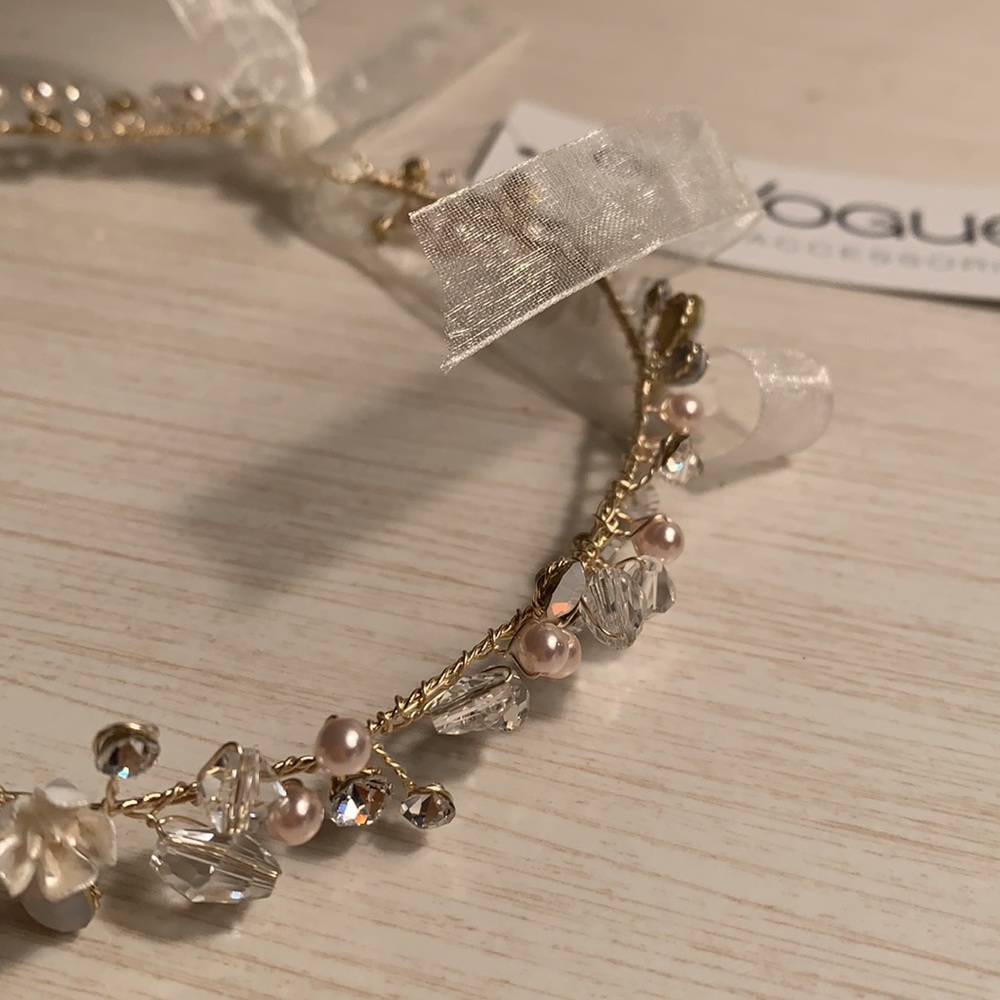 enVogue Bridal Headpiece (NWT)